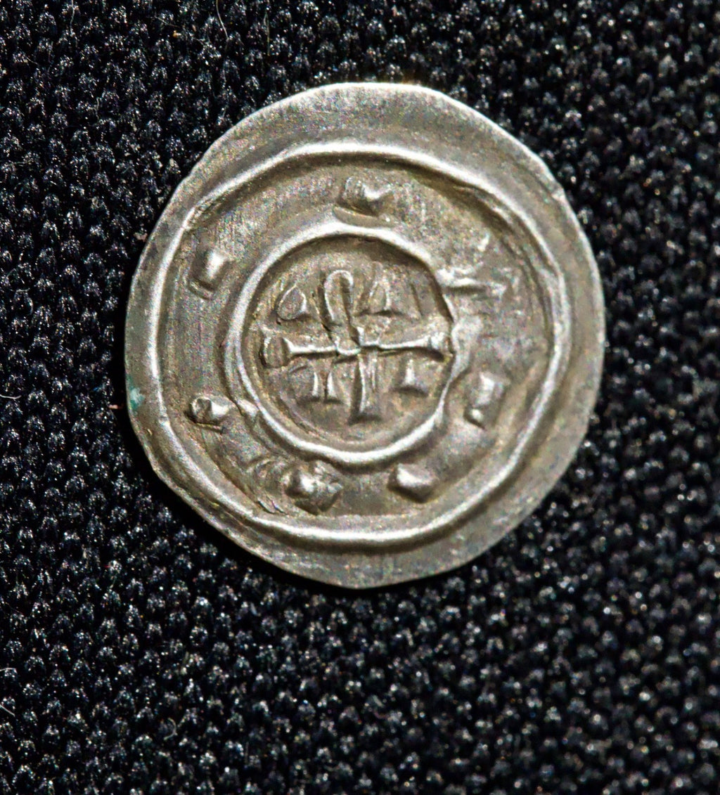 HUNGARY / STEPHAN II. (1116-1131) MEDIEVAL SILVER DENAR -superb condition1
