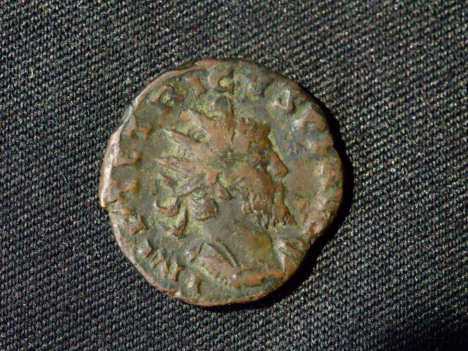 Tetricus I ae3 -Hilaritas0