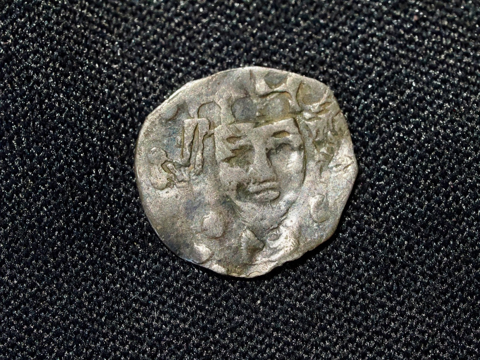 Edward IV  Ireland penny Dublin, Pellets by crown and neck? Possibly S. 6374F0