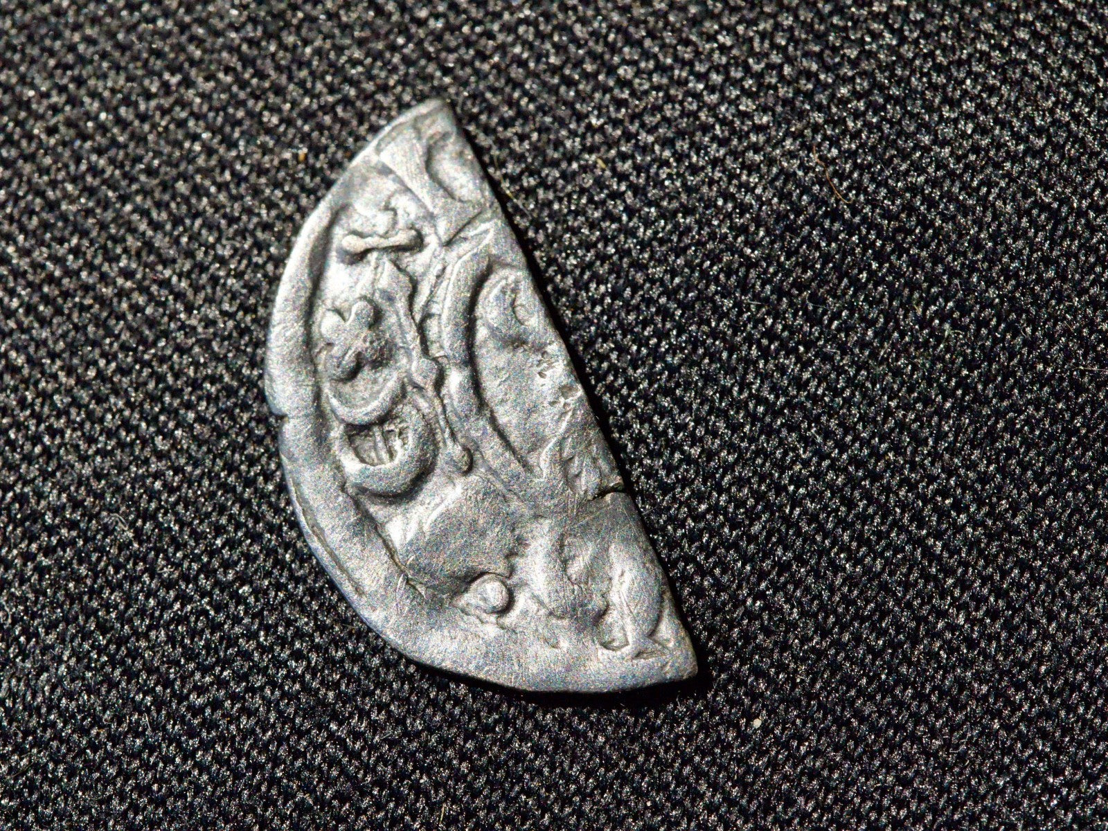 King Henry III Short Cross Cut Half Penny-Class 6C ornamental, Walter on Lund0
