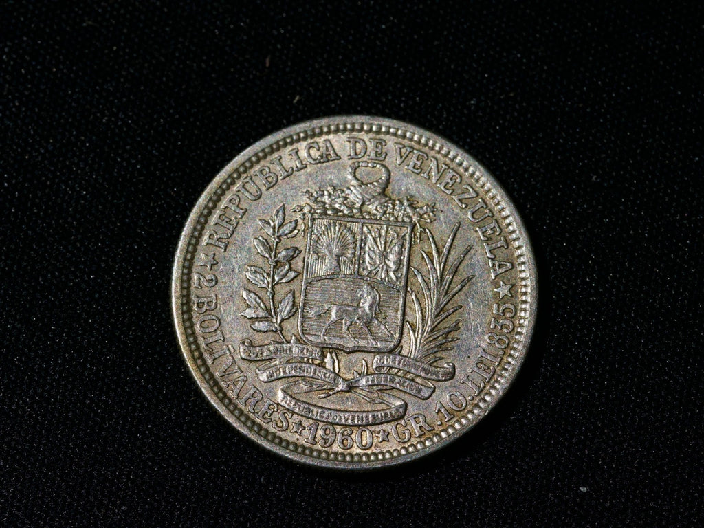 Venezuela 2 Bolivars Silver 19601