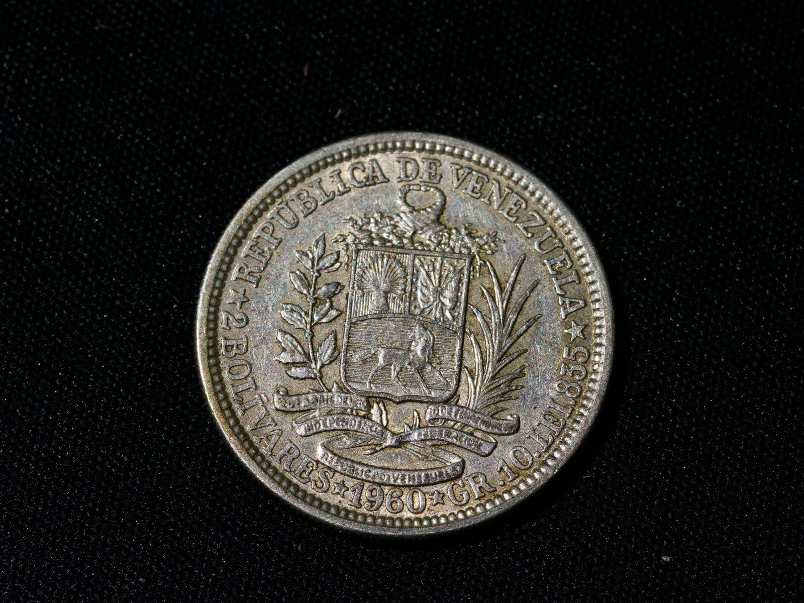 Venezuela 2 Bolivars Silver 19601