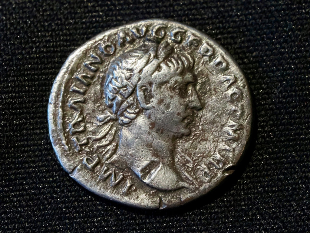 Trajan denarius-Trophy reverse.0