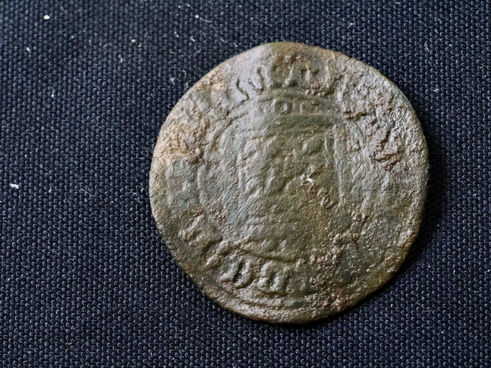 Medieval German  jetton. Ship penny. Profile of a sailing ship. Nuremberg-28mm1