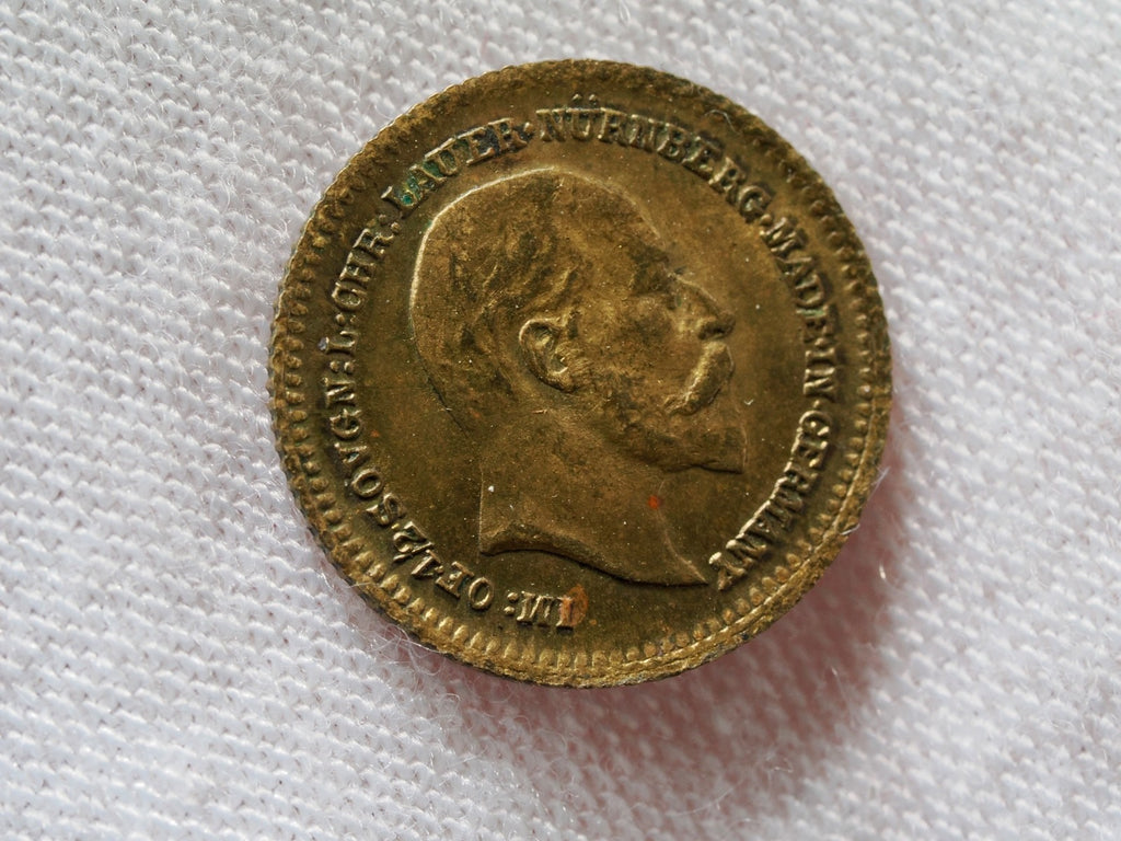1902 Imitation of half sovereign (Lauer) Edward VII 0.63grams 12.5 mm0