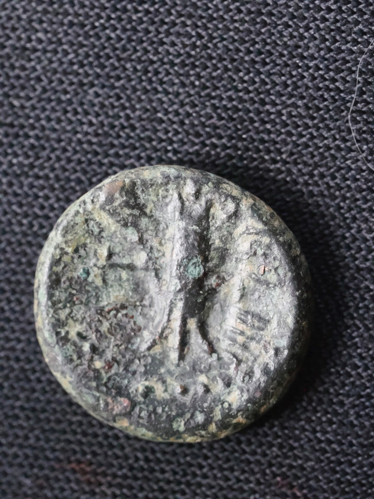 PISIDIA, SELGE. AE 17. C. 2ND-1ST CENTURY BC. HERACLES/WINGED THUNDERBOLT.1