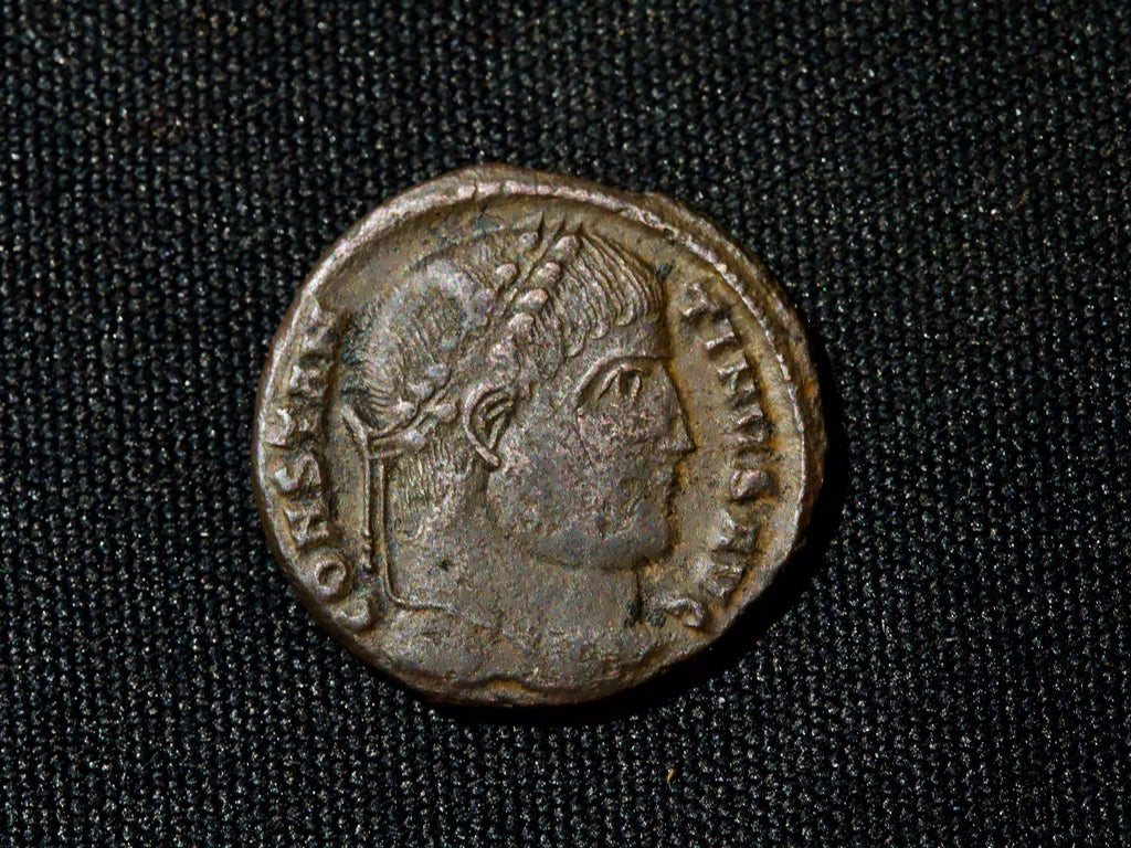 Constantine I  AE3 Camp gate SMTSE in Exergue1