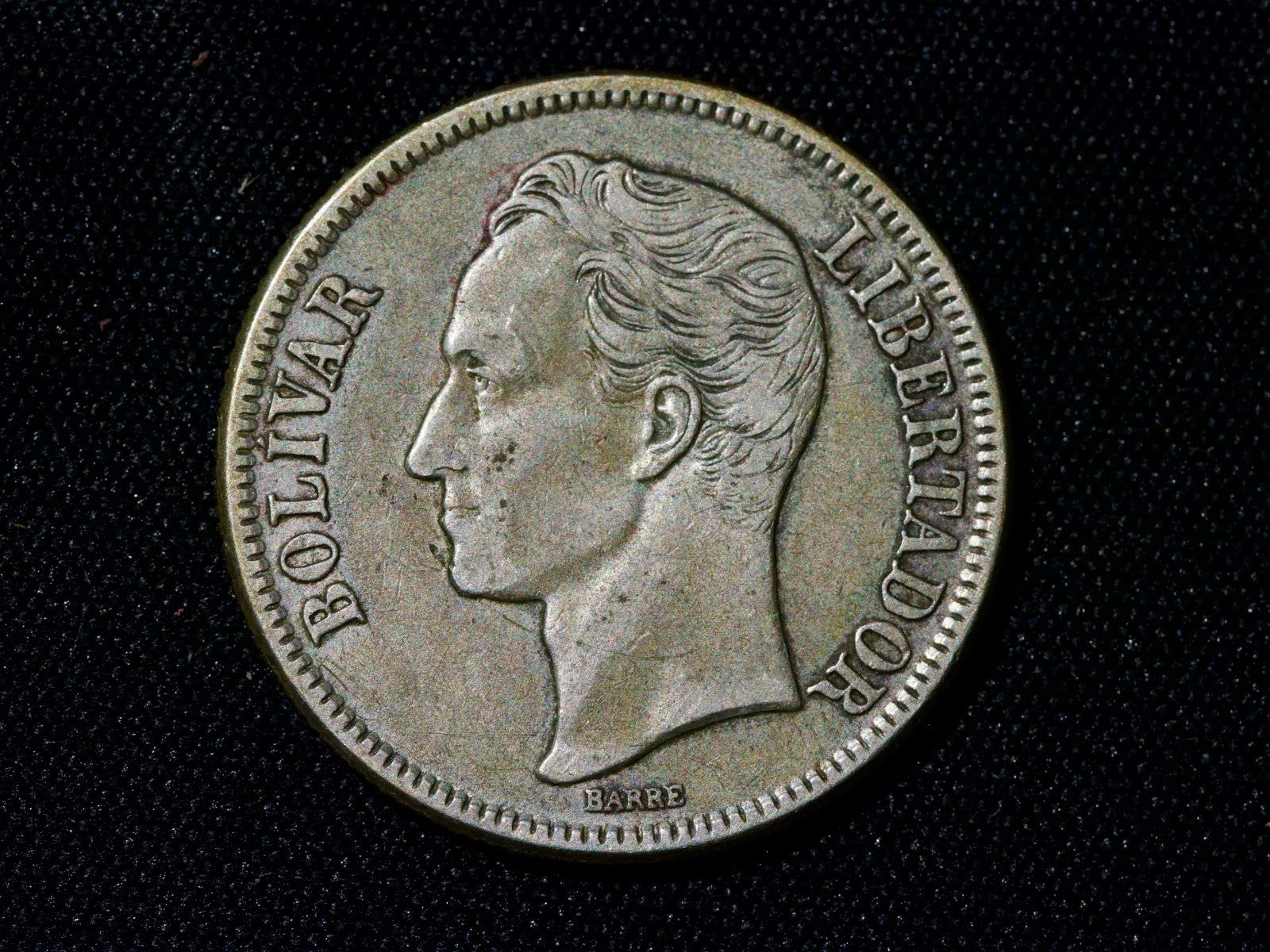 Venezuela 2 Bolivars Silver 19450