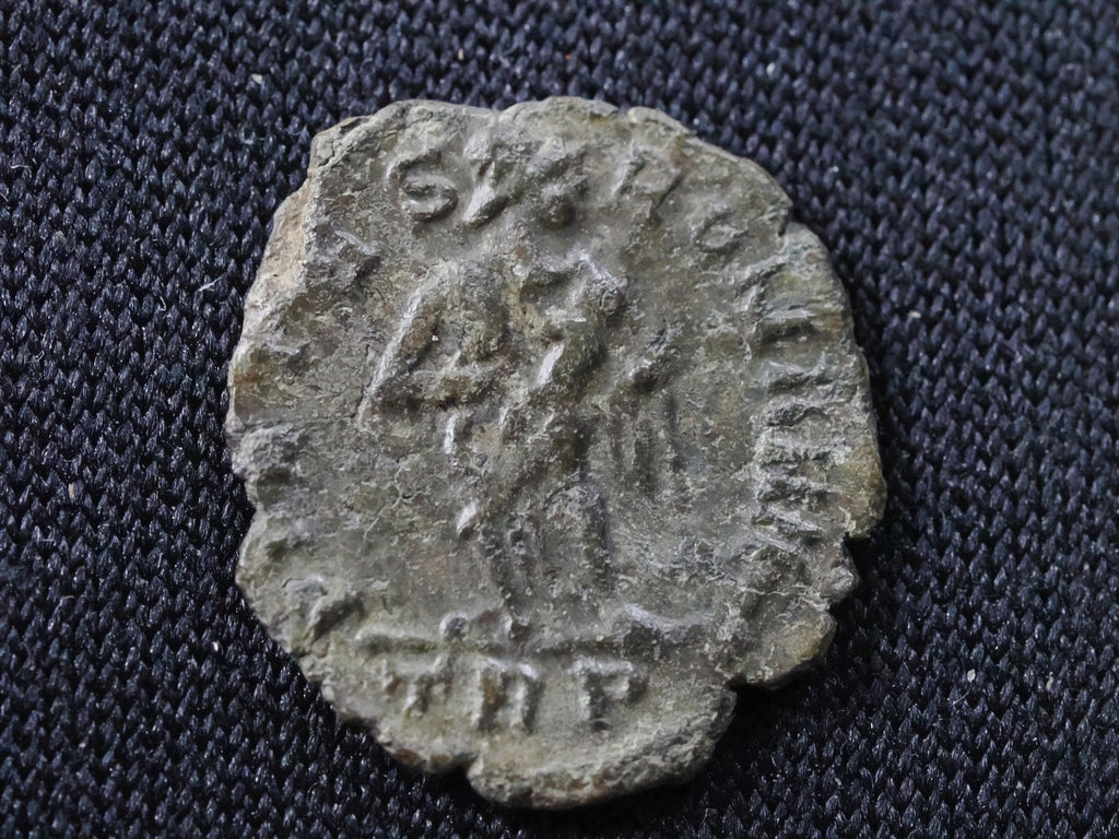 Theodora ae4 ,PIETAS ROMANA Pietas standing right holding child1