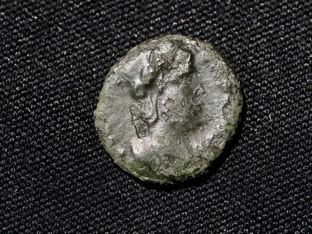 Theodora ae4 ,PIETAS ROMANA Pietas standing right holding child0