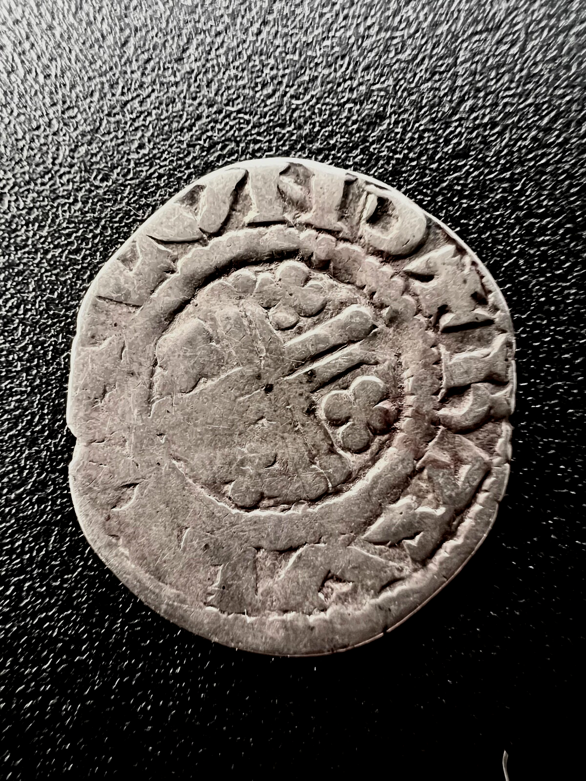 Richard I hammered penny, class 2 RAVL on LVND S13461
