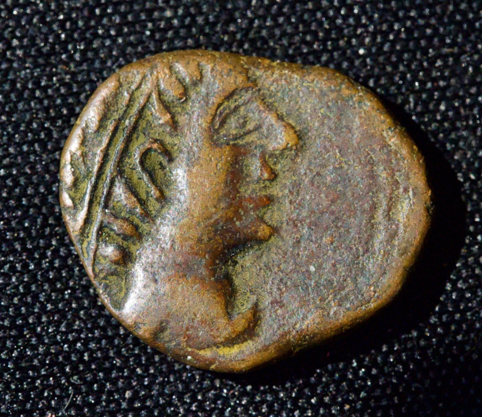 Spain Iberia Castulo ae18 2BCE. Bull0