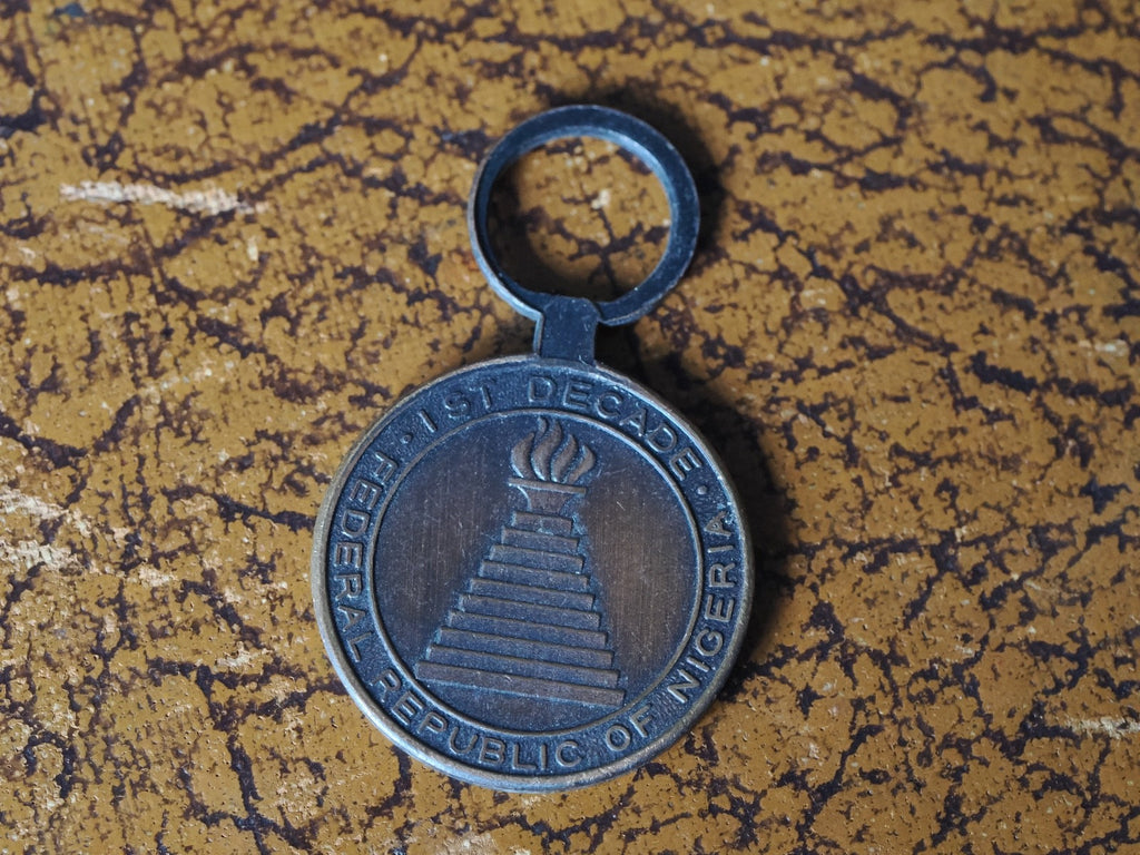 miniature dress medal : Nigeria republic anniversary medal-20mm1