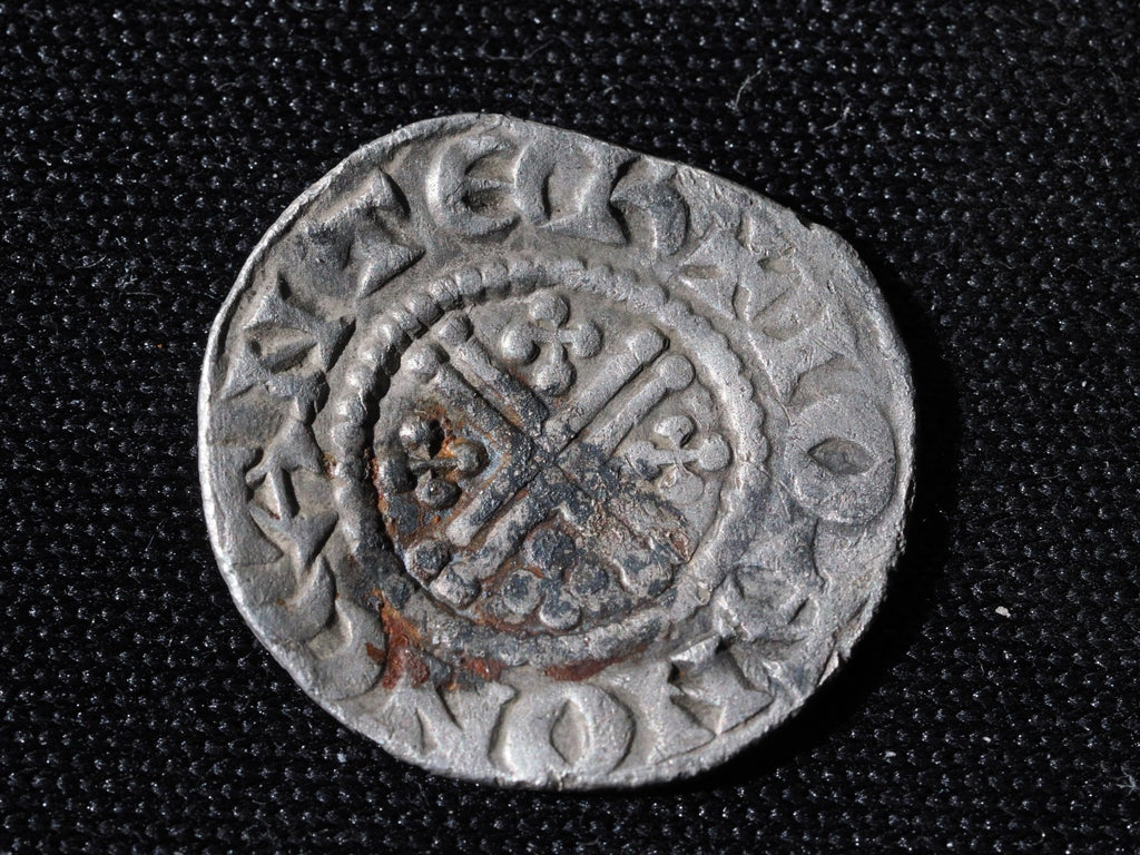 Henry III Silver Hammered Short Cross Penny. 1216-47. Class 7a Iohan on Cante1