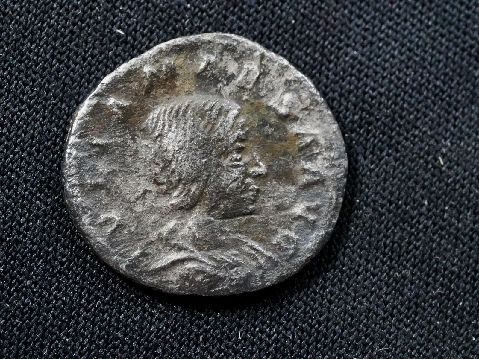 Silver denarius of Julia Maesa. Pudicitia reverse.0