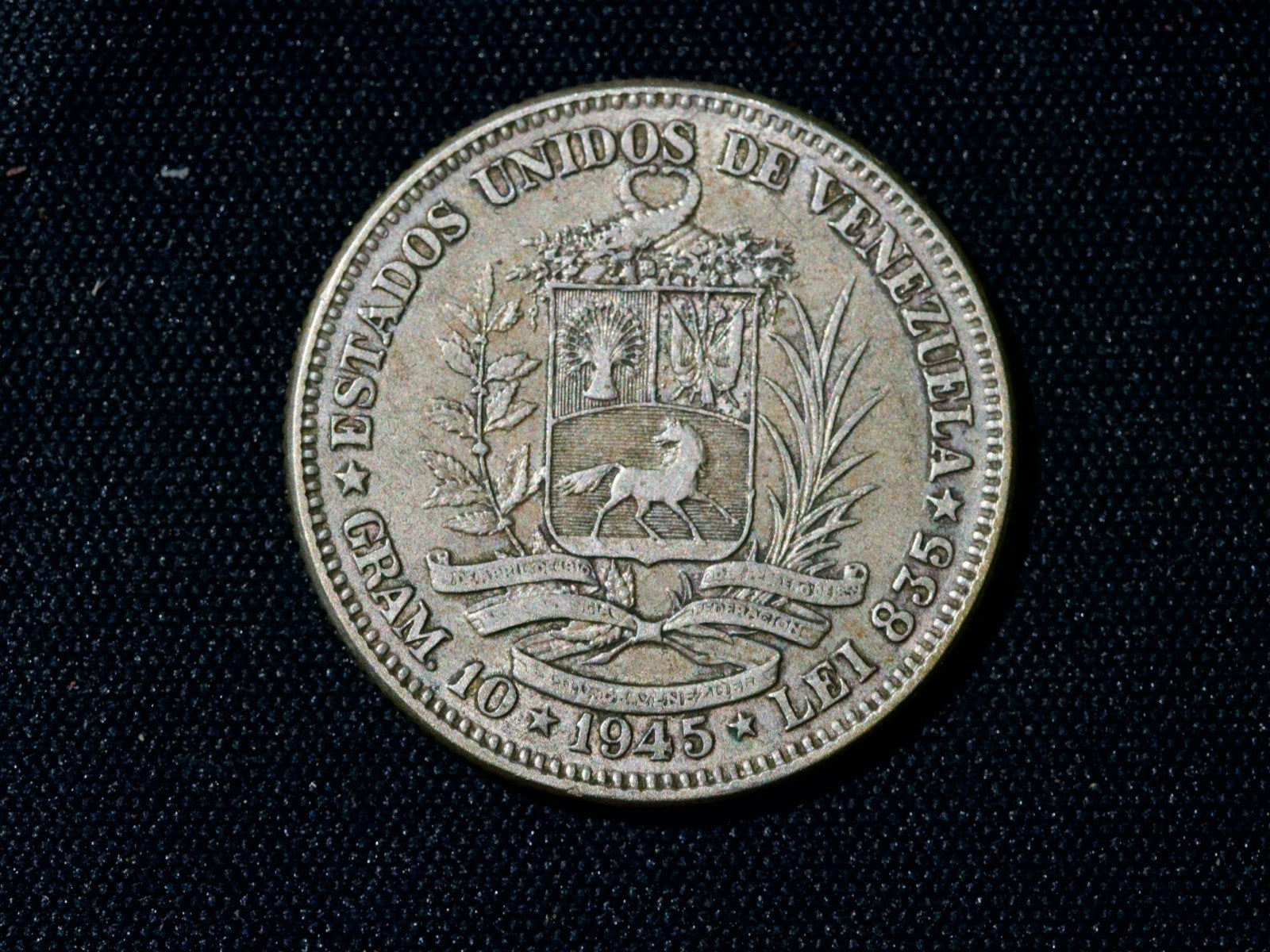 Venezuela 2 Bolivars Silver 19451