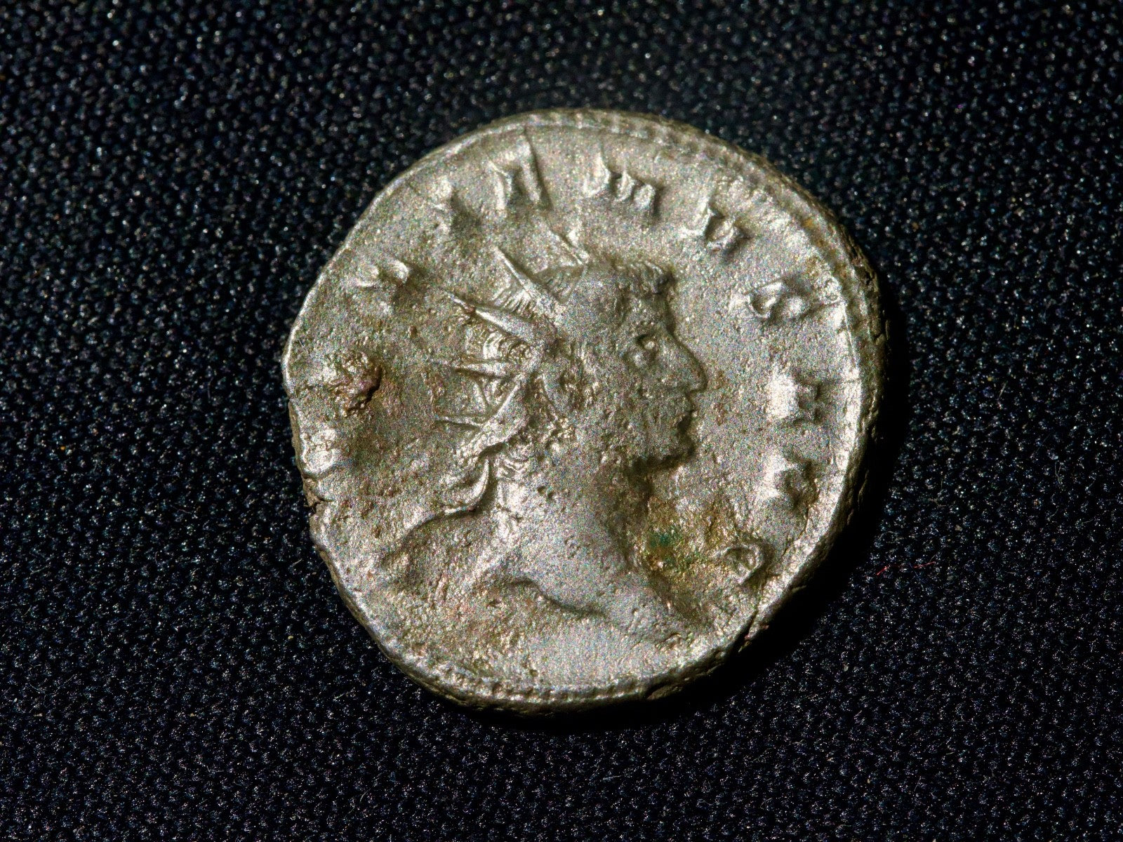 Gallienus  antoninianus -Virtus standing left, resting on shield,holding spear0