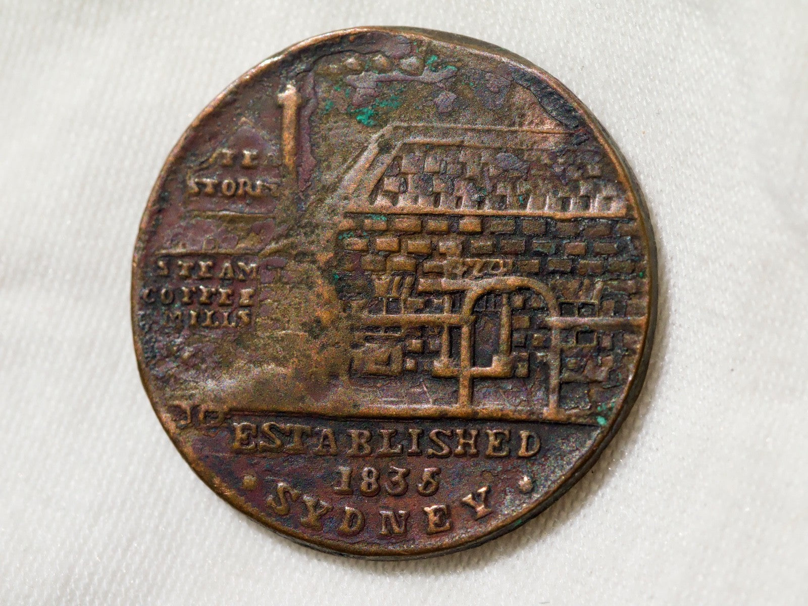 Australia New South Wales Sydney Tea Stores Token Halfpenny, 1852-raised bricks0