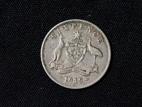 1919 M Australia sixpence0