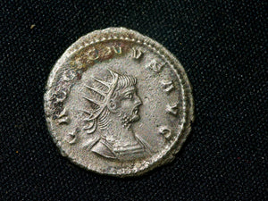 Gallienus  antoninianus Virtus-Emperor right, with spear & globe