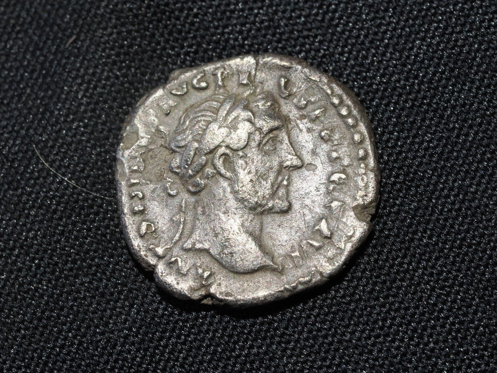 Antoninus Pius,  Denarius.Salus feeding snake on altar0