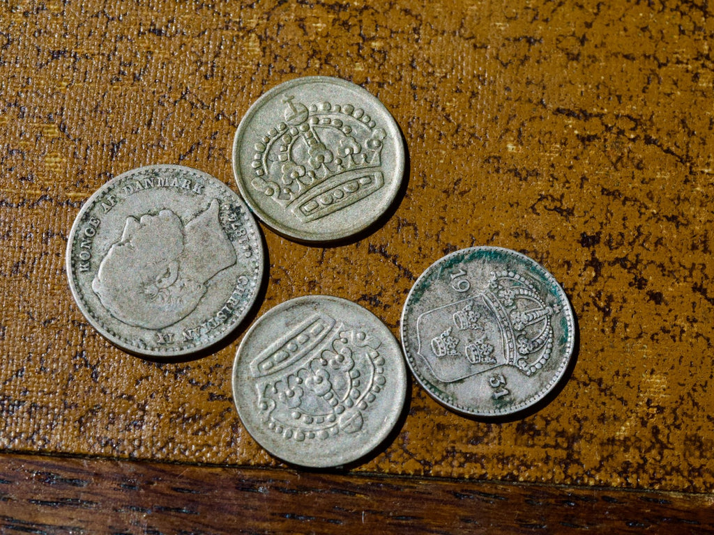 Sweden 10 Ore 1931, 1954, 1956 and 25 ore 18741