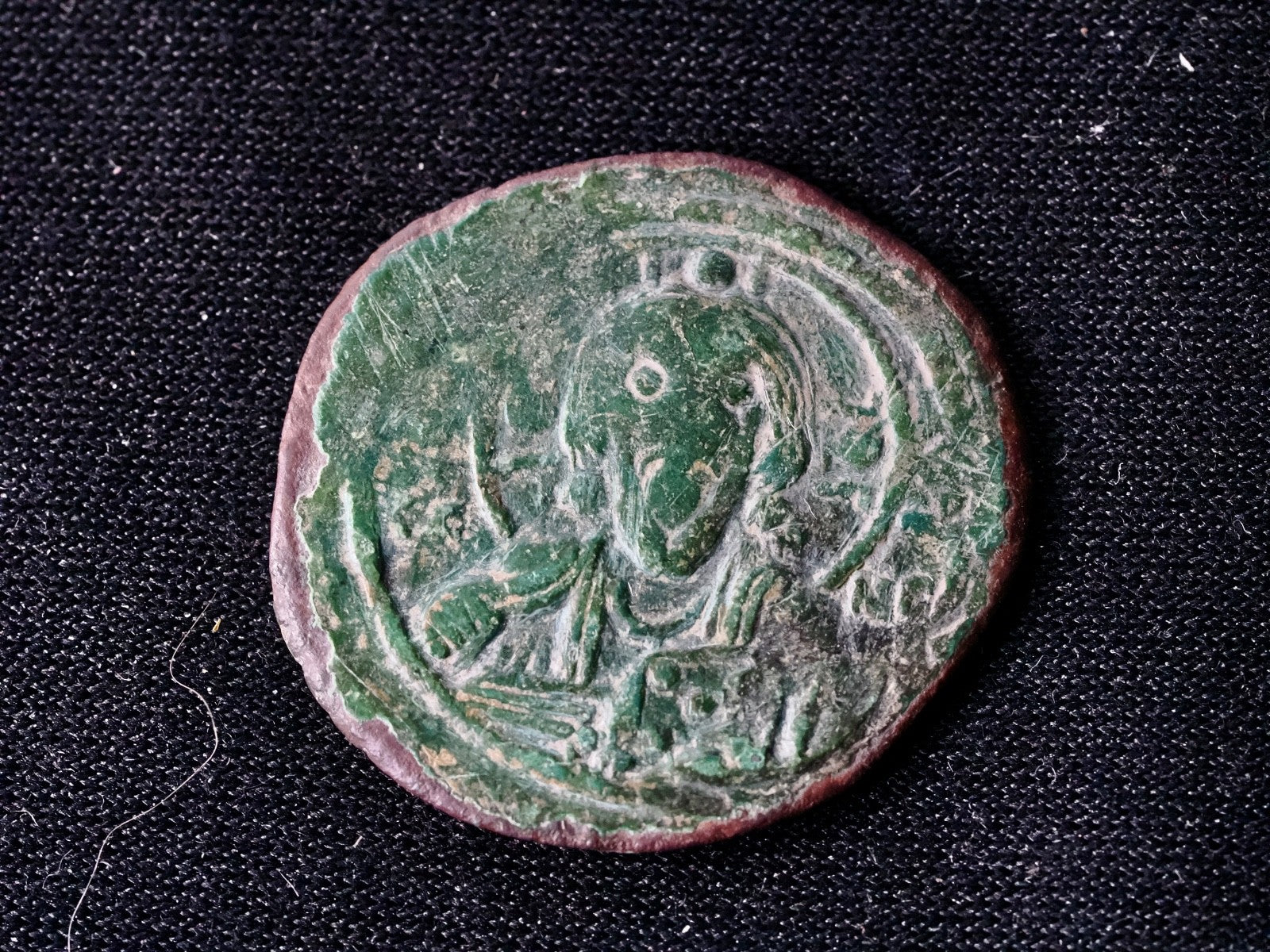 Nicephorus III Botaniates, Class I AE follis. 1078-1081 AD. Constantinople.0