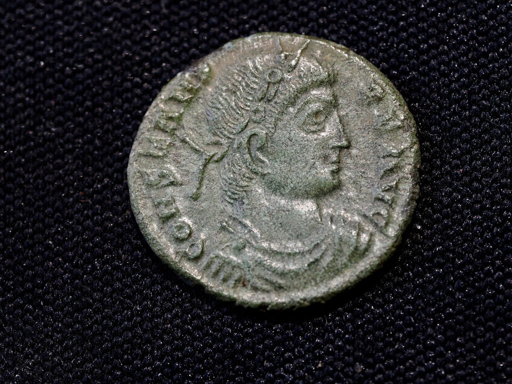 Constans Æ 3/4 2 soldiers and standard-Trier-high grade UK find0