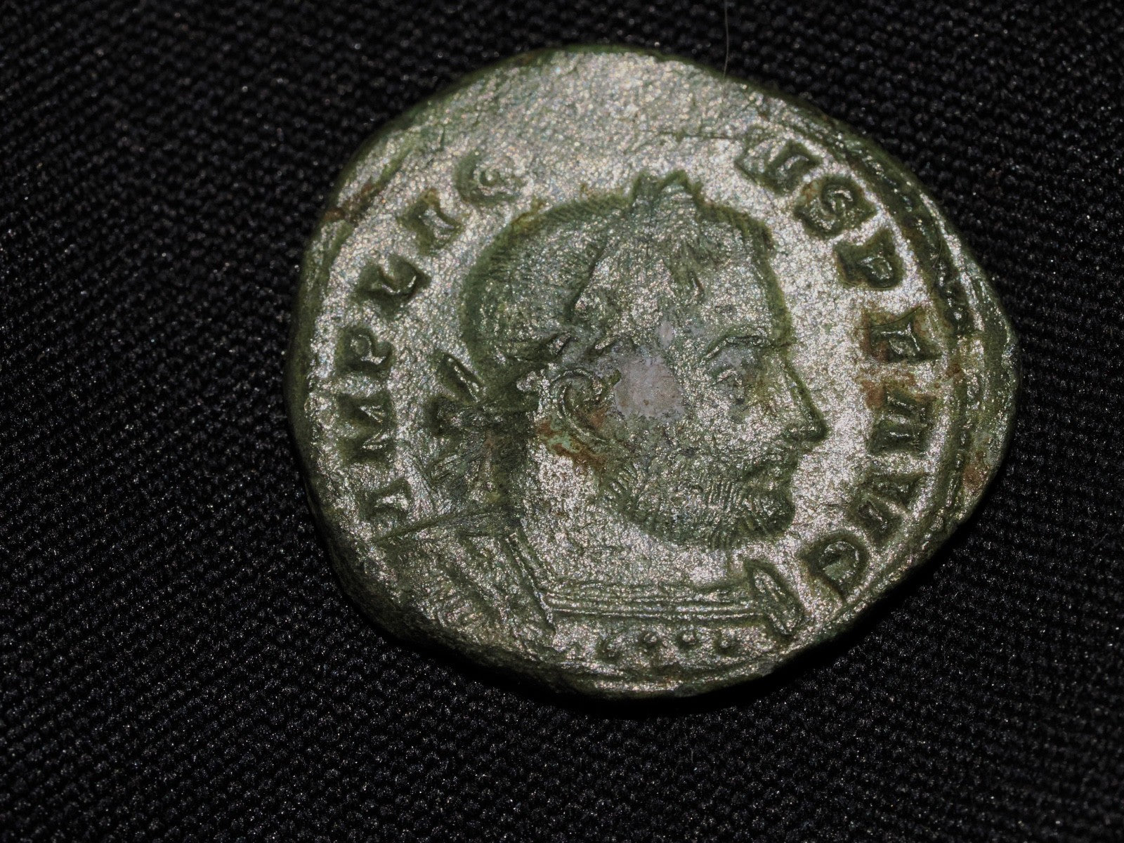 Licinius I Follis   Genio Pop Rom0
