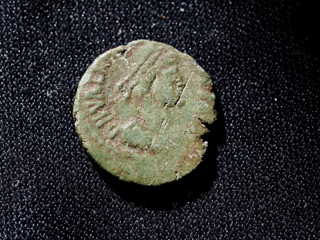 Roman Coin. Valens ae3/4-barbarous0