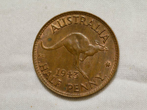 Australia  Half Penny 1943 I-traces of lustre
