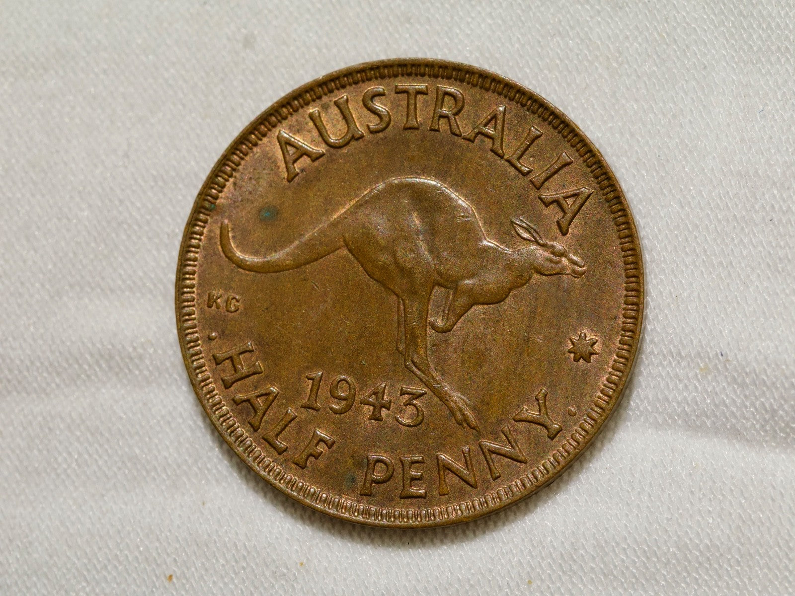 Australia  Half Penny 1943 I-traces of lustre0