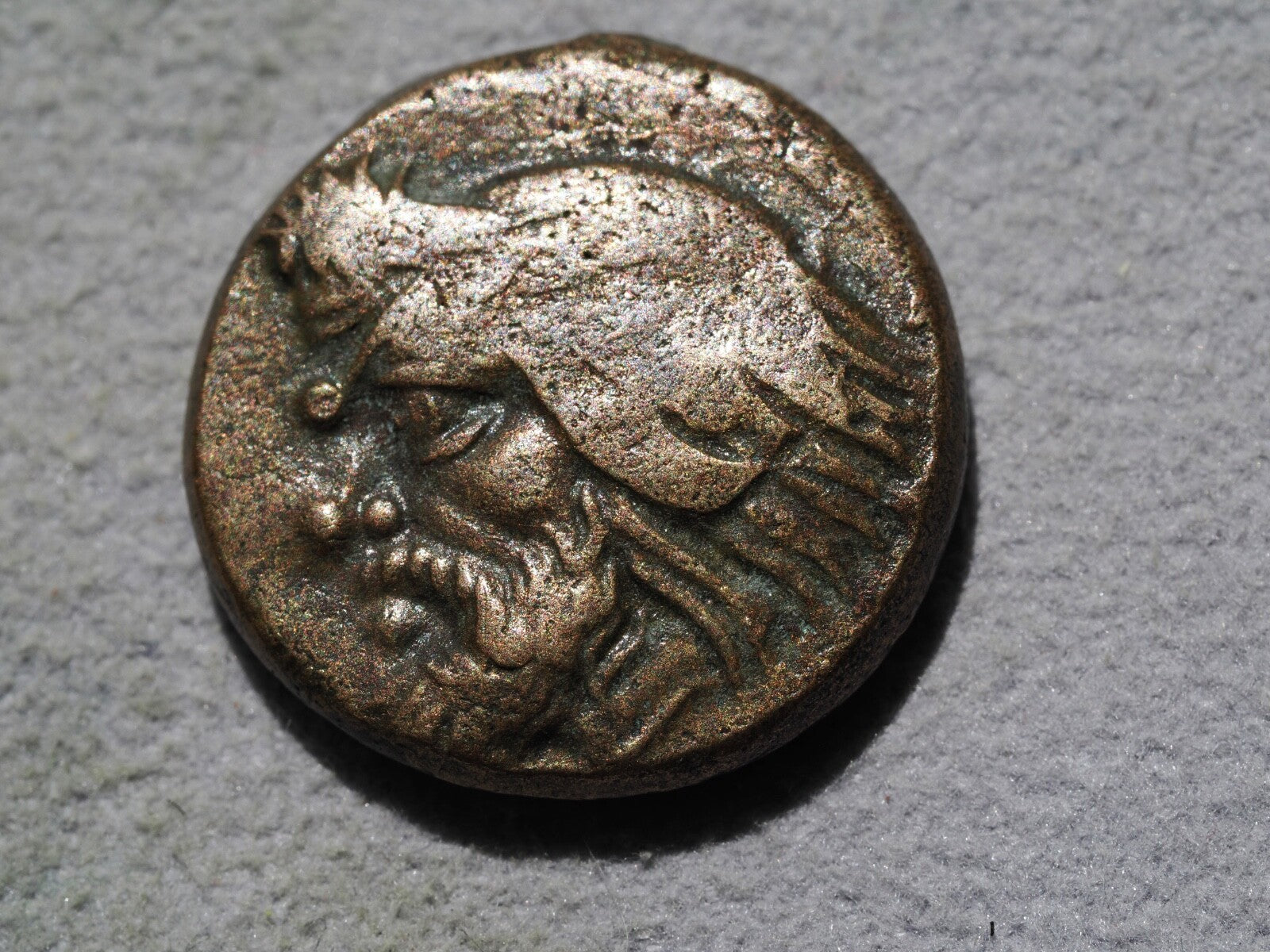 Bosporus, Pantikapaion, AE16. c. 325-310 BC, Satyr facing left/Bull's head0