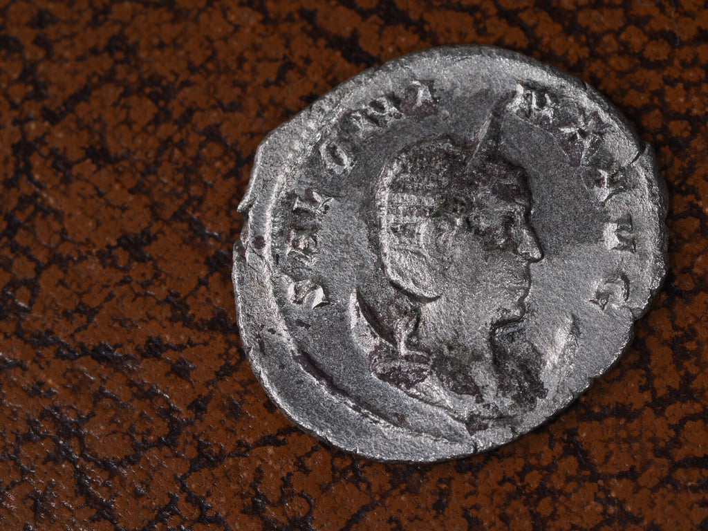 Salonina Antoninianus Pietas AVG0