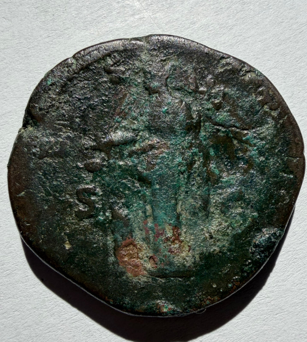 Lucilla - AE Sestertius - Vesta