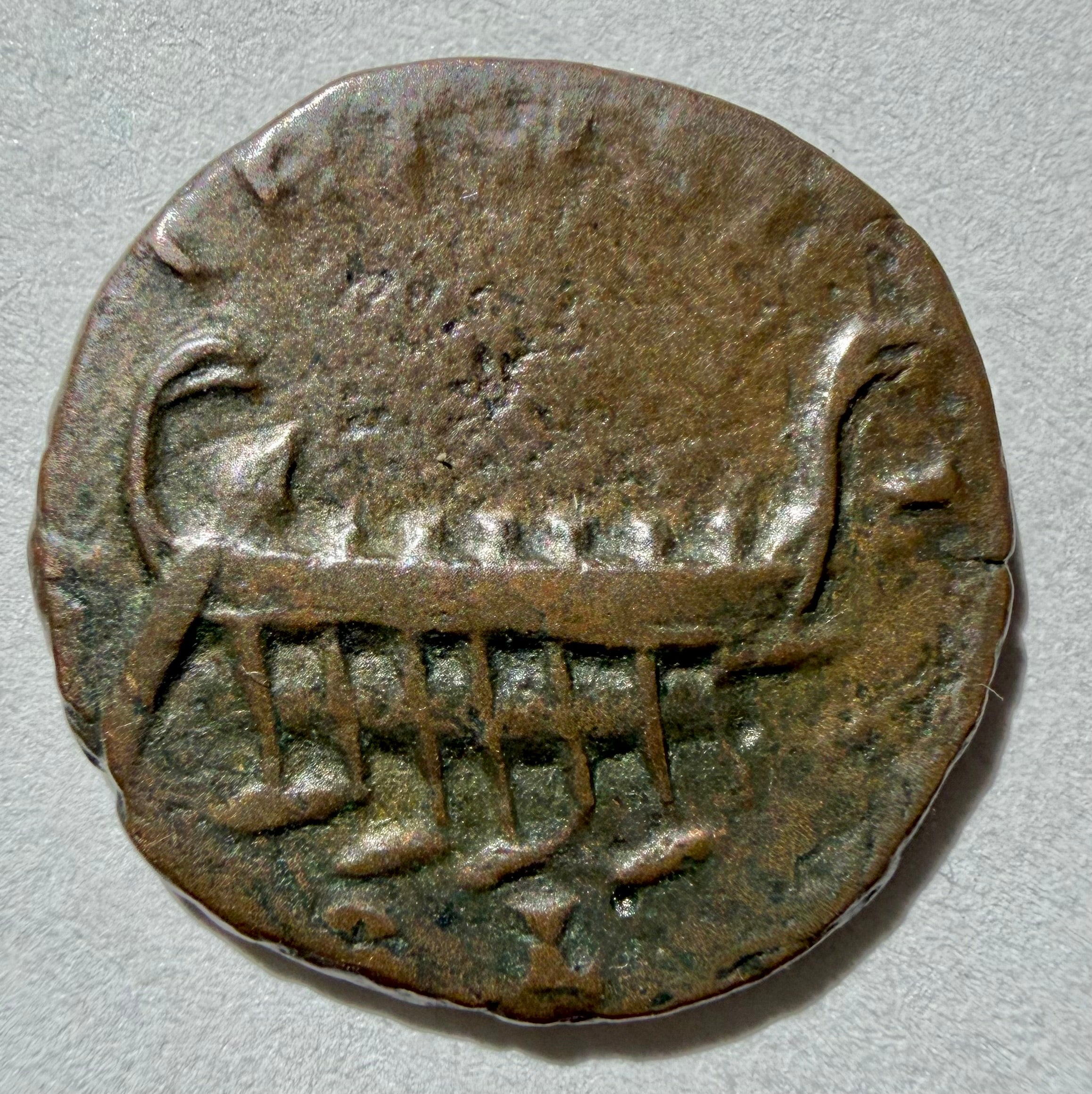 Roman AE Quinarius - ALLECTUS , London AD 293-6-Very nice stable example.