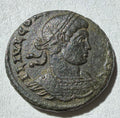 CONSTANTIUS II - ae3 Two soldiers and two standards-no mint in exurgue