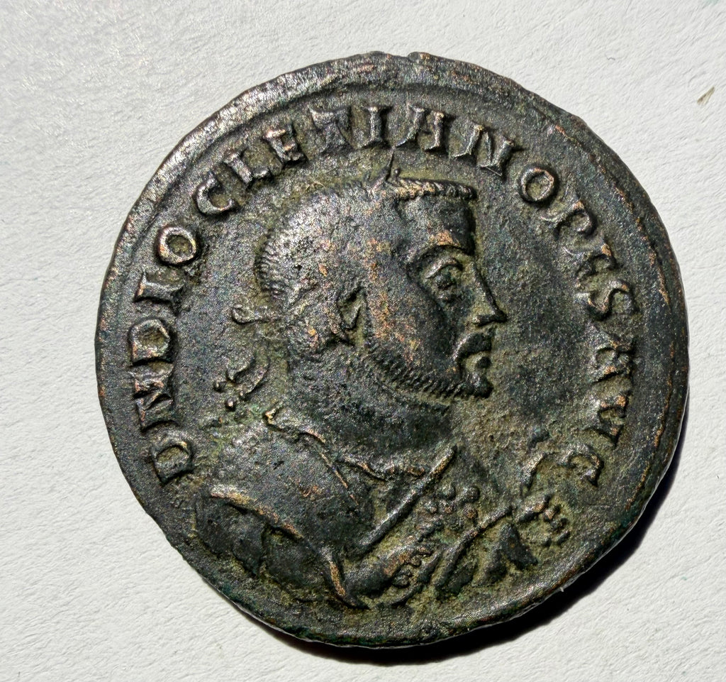 Diocletian follis 28mm- QVIES AVGG-LYON-excellent