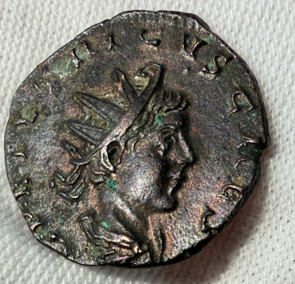 Tetricus II antoninianus-priestly implements
