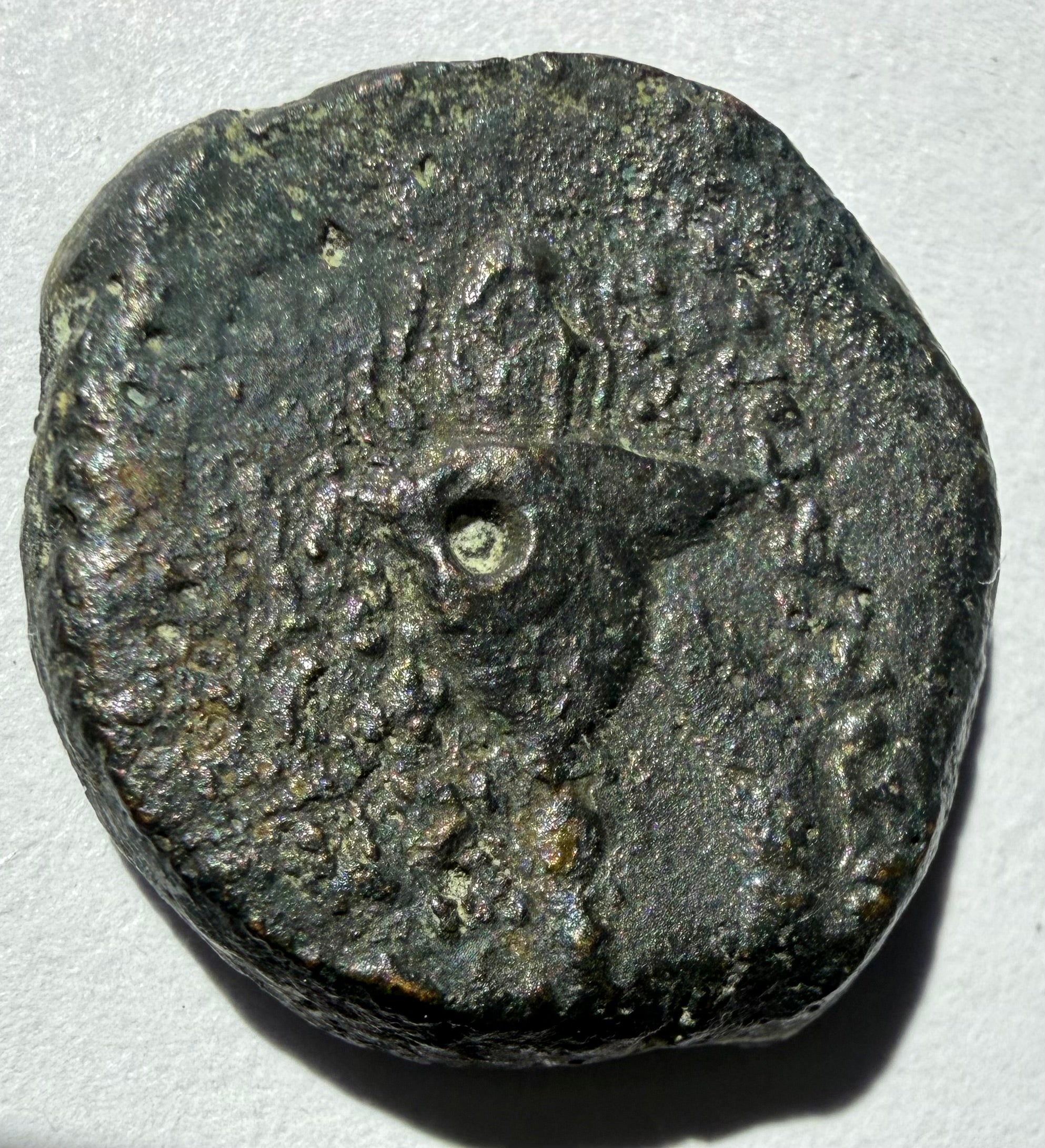 Diodotus Tryphon AE 20 diademed head of Tryphon/ Boeotian helmet(Sear 7090)