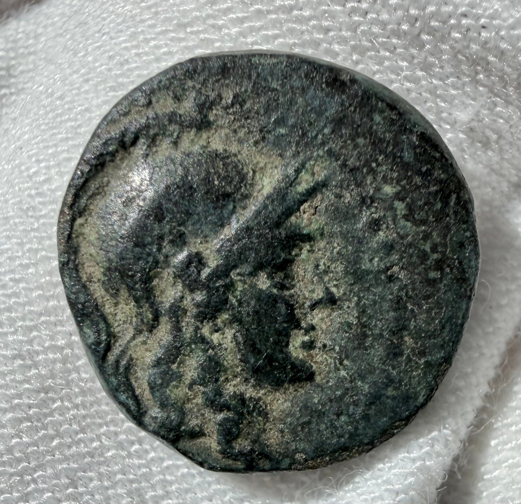 Pergamon Mysia ae14 Athena/owl sears 3965