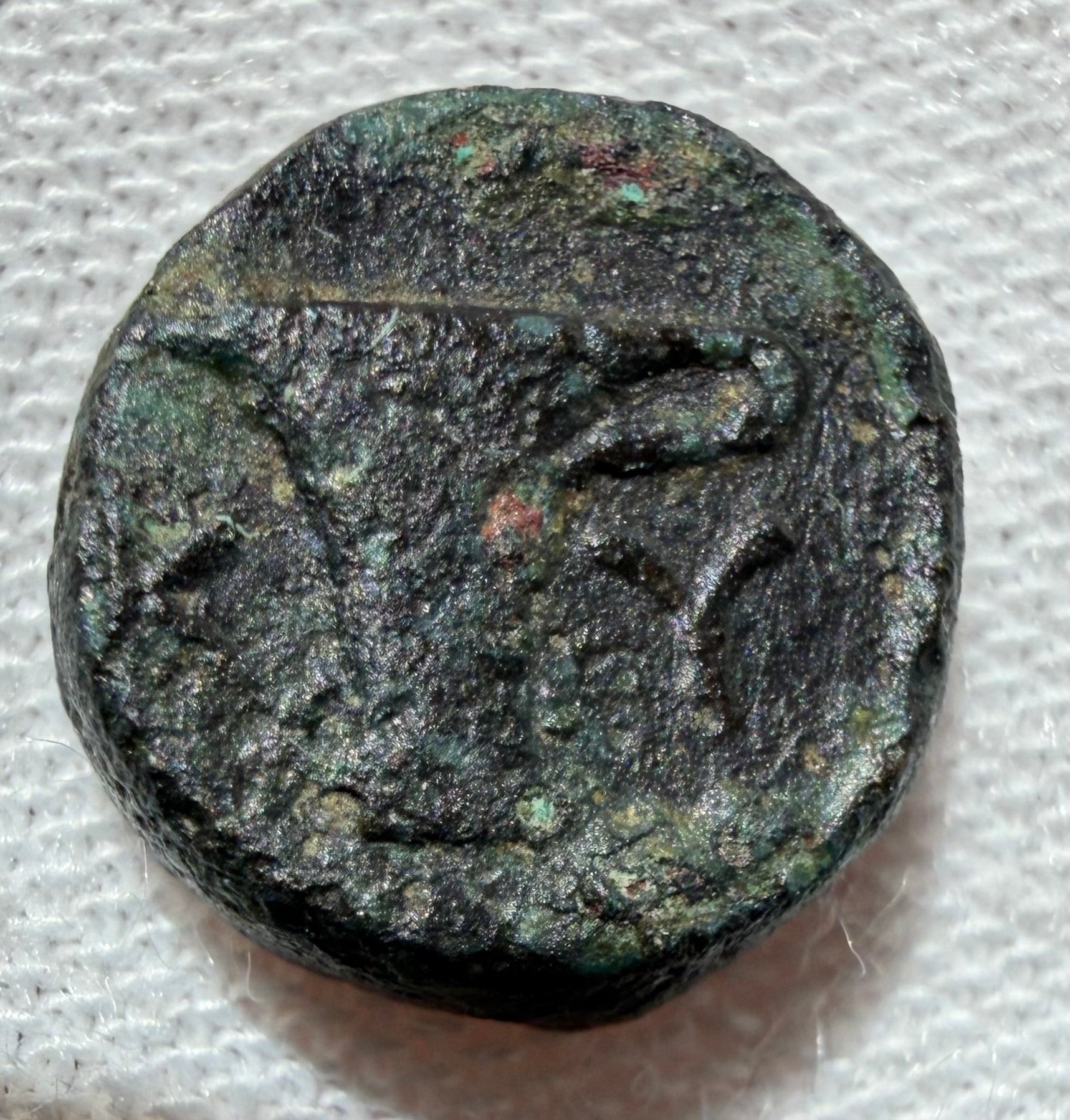 Kyme in Aiolis. Eagle and cup. Circa 350–250 BCE. AE10. 1.68 grams