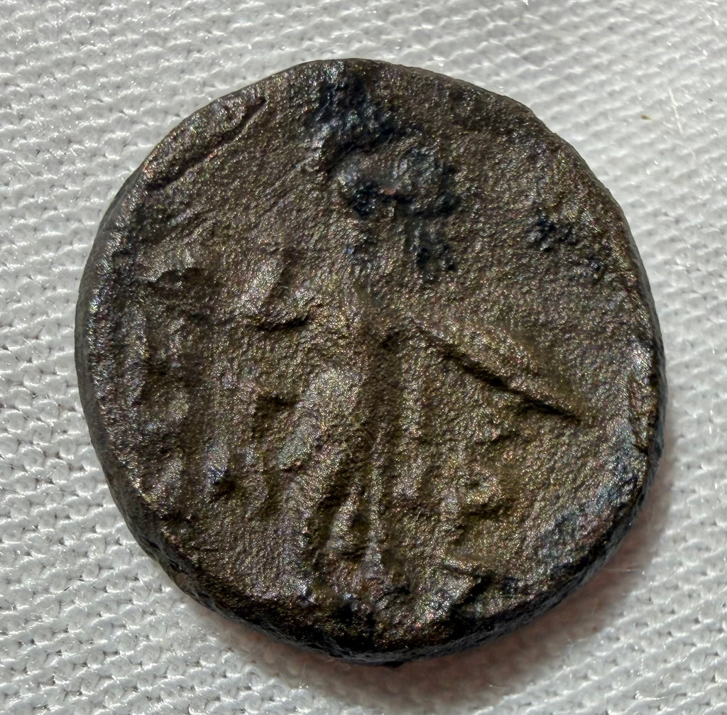 AE13 Thessalian league,Apollo/Athena Itonia striding right