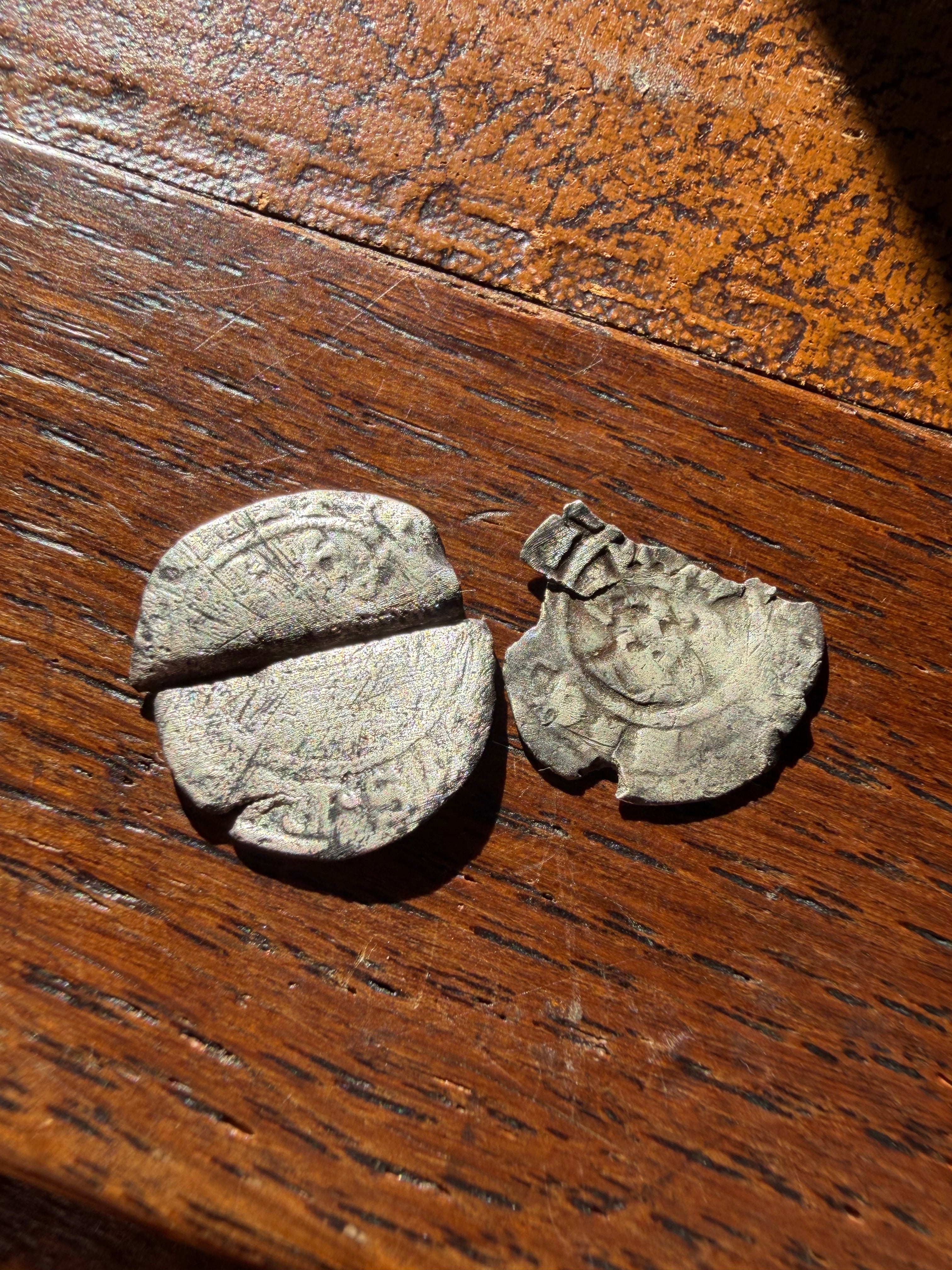 Edward III 1327-77, Halfpenny low grade and snapped Edward III penny