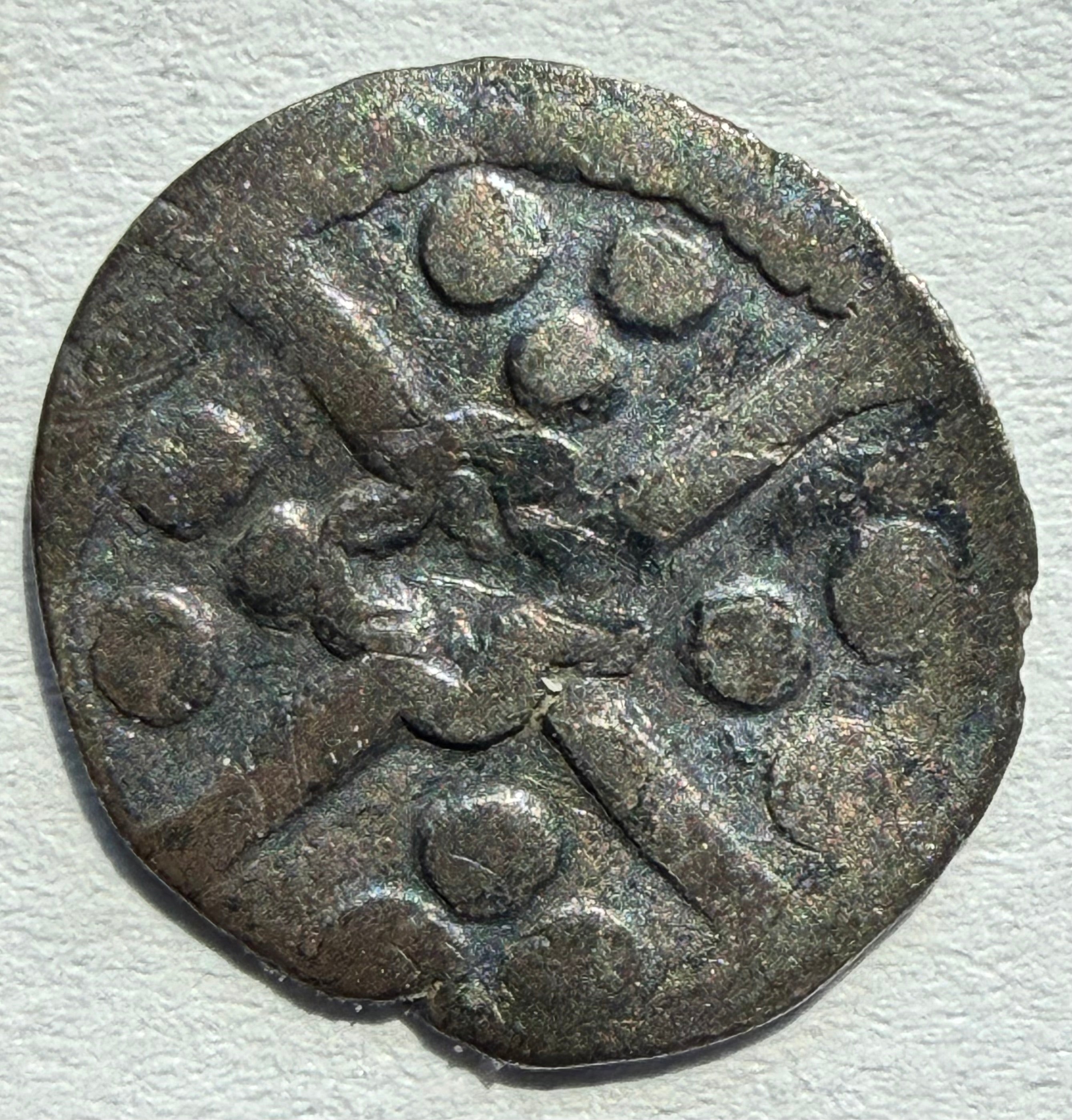 Edward IV penny, Neville suspended. weight 0.64 grams. 15mm