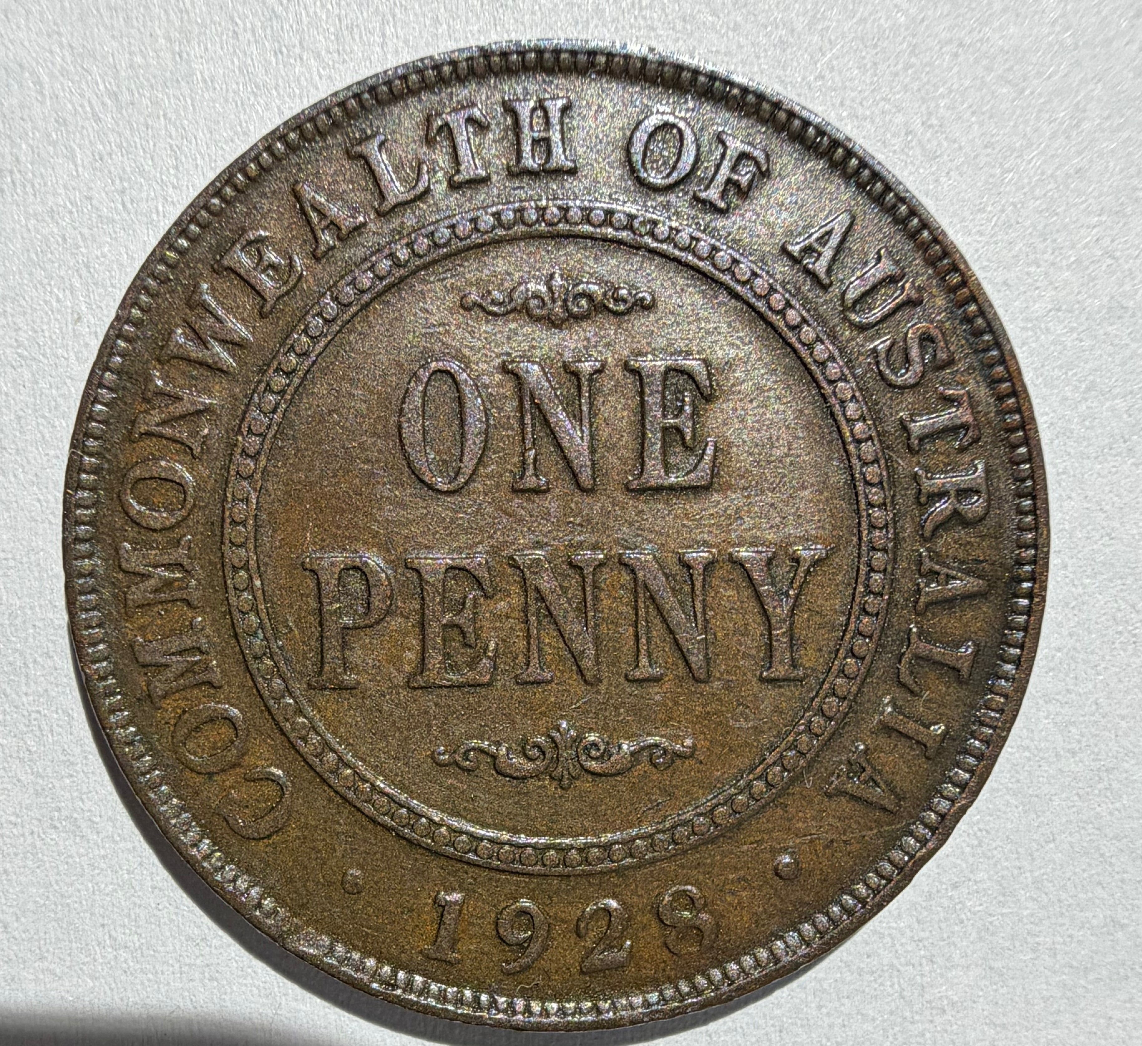 Australia Penny 1928-broken 8
