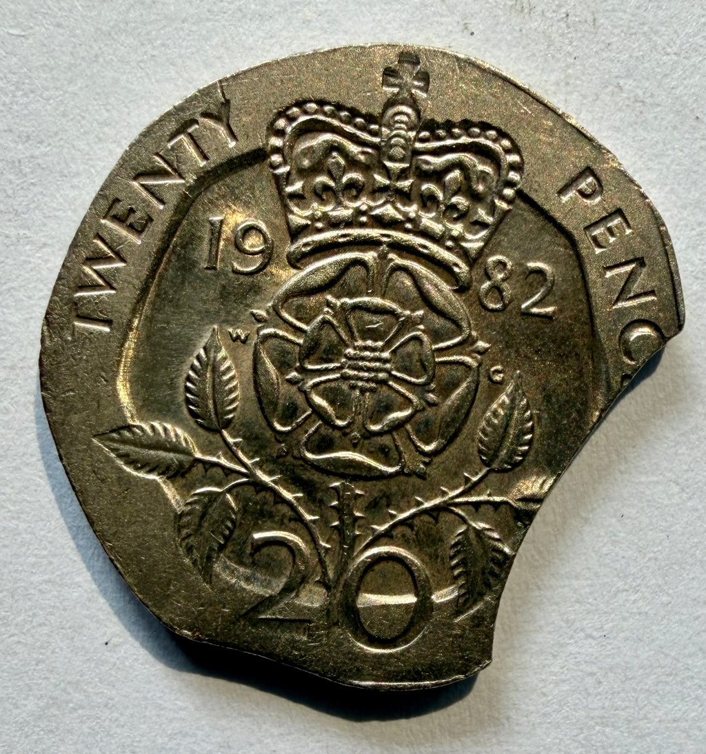 1982 UK 20p Major Curved Clip Mint Error Coin