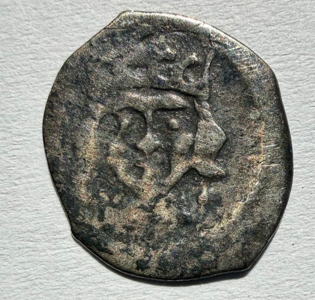 Edward IVr penny, pellet above each shoulder-Dublin mint.