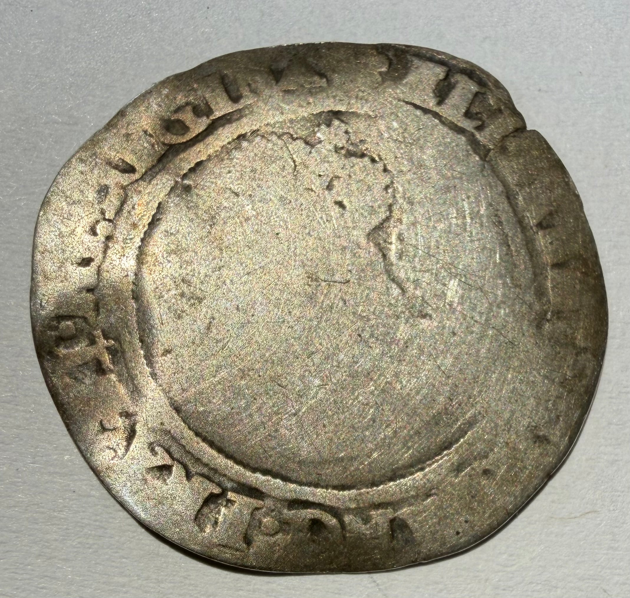 Elizabeth I Sixpence, 1565 mm rose-worn