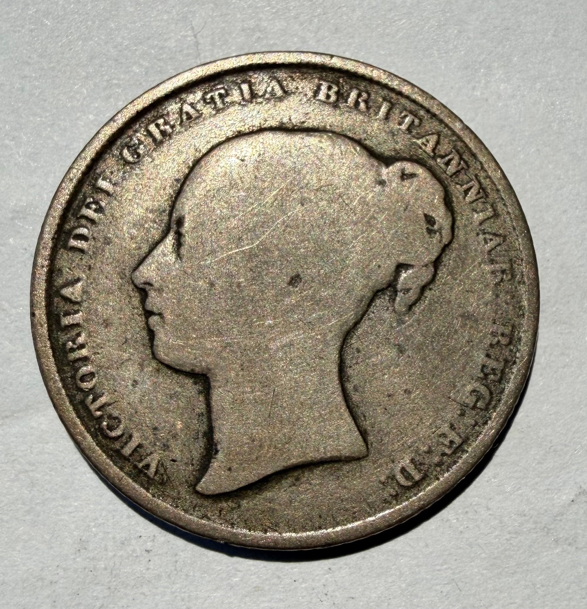 Queen Victoria shilling 1840